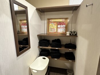 カラダファクトリー アトレ新浦安店/アトレ新浦安店の更衣室です♪