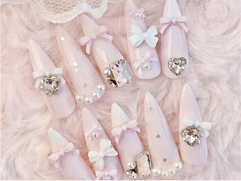 リリキュアネイル(RRKYUA NAIL)の写真/【完全個室】当日採寸からお渡しOKネイルチップが大人気★デザインが決まらなくても完全お任せも承ります★