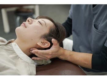 キュアプロ 草加店(CUREPRO)/首の安定化と神経圧迫の解消