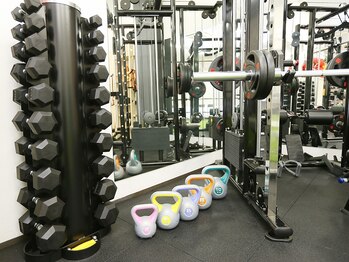 セブン パーソナルトレーニングジム(SEVEN)/色々な器具をご用意しています!!