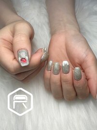 キラキラネイル