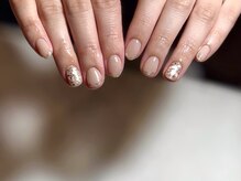 シンプルネイル〈野々市/ハリウッドブロウリフト/ネイル〉