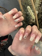 プルメリアドット(Plumeria.)/ニュアンスネイル