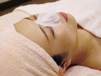 ディオーネ 新宿本店(Dione)/【顔脱毛OP/毛穴レスキュー】