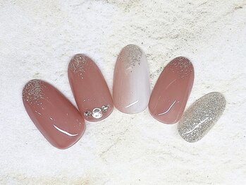 アルセア 上野御徒町店(Alcea)/縦グラデ オフィス キラキラ