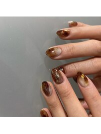 ブラウンネイル