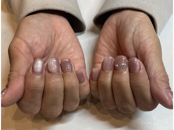 アールエム(Rm)/11月#ネイル