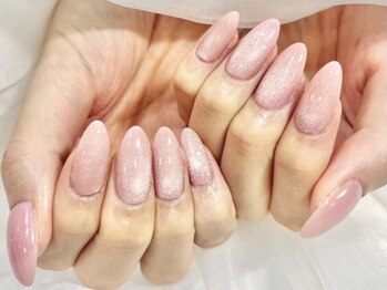 エスネイル 大宮店(es NAIL)の写真/シンプルな大人可愛い上品系～トレンドデザインまで提案！人気のやり放題は有料パーツも込☆オフ/アート込
