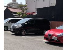 やすとも整体の雰囲気（ 駐車場1台完備20時まで営業でお忙しい方や遠方の方も。）