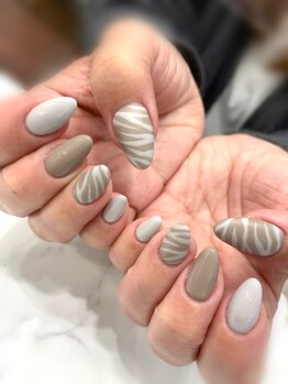 ハーティーネイル hearty nail 溝の口店/ゼブラネイル/マット/グレー