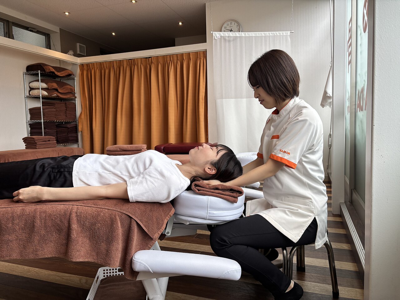 【平祝日】 ★首・肩 集中ケア★慢性的なコリ・疲れに　《整体60分 3300円》