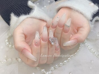 ルミエール(Lumiere)/