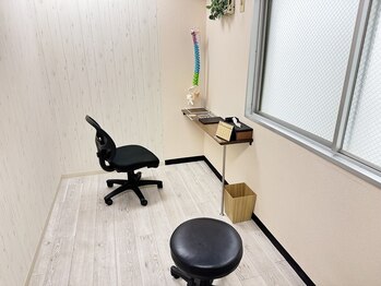 ハリー トウキョウ 大宮東口店(HALII TOKYO.)/カウンセリングルーム[骨盤矯正]