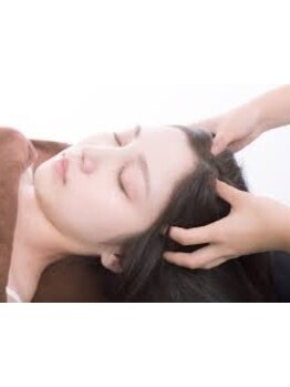 ヘッドスパで癒されたい