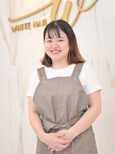 ホワイトアイ 上本町(WHITE EYE) 福井 志穂