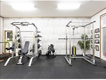 経験豊富なトレーナーがあなたをサポート！！