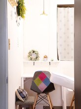 アブリル(avril)/サロン内