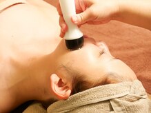 エゾンス(Aisance)/小顔ハイパーナイフ