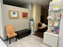 カラダファクトリー アトレ新浦安店/アトレ新浦安店の待合です♪