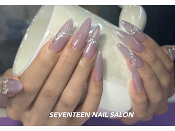 セブンティーン 新宿店(SEVENTEEN)/