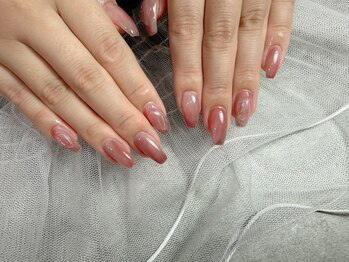 プティルアナネイルバイビュー(Petit Luana.N by V.I.E.W)/ニュアンスデザイン