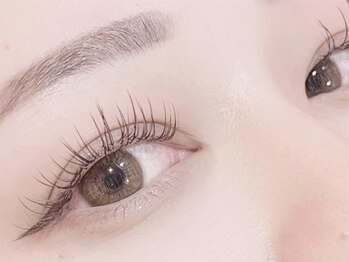 キャミ ネイル(CAMMY NAIL)の写真/お客様1人1人に合った最適なデザインをご提案♪付け心地は軽いのに、ぱっちりとしたお目元を作り上げます！