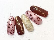 コルン/ヒョウ柄ネイル