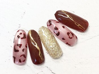 コルン/ヒョウ柄ネイル