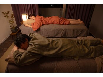 癒し処 利休 堀江店/ペア施術可能