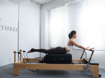 ティースリーピラティス 自由が丘店(T-THREE PILATES)の写真/【自由が丘駅徒歩5分】東京でパーソナルピラティスをするならT-THREE完全個室で理想のボディを手に入れよう