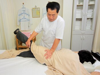中国気功整体院/施術風景