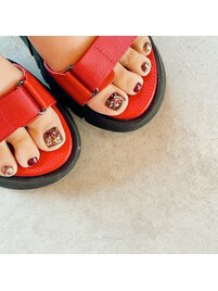 サンダルの季節！フットジェルを