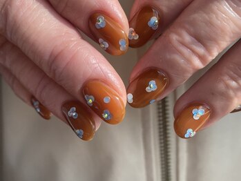 担当:上田/ホロネイル/花ネイル