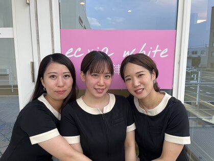 エクシアホワイトニング 草津店の写真