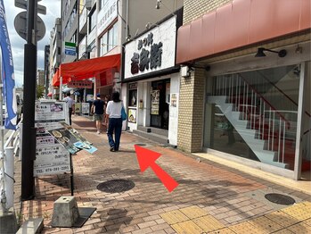 ビーキュート 神戸元町店(BE-CUTE)/【道案内】4.そのまま直進