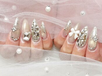 プティ アイビューティ 北浜店(peTiT eyebeauty)/韓国ネイル　つけ放題　持ち込み