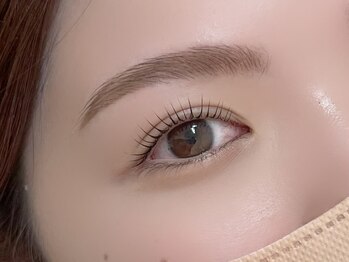 アンフルール アイ(Un Fleur eye)の写真/【垢抜け目元に♪】眉毛のお悩みはプロにお任せ！眉WAXや眉カラーで垢抜け♪豊富なメニューをご用意◎