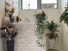 オディエ(Odier)/受付カウンター