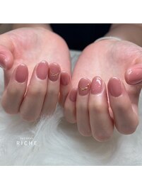 うるうるピンクのシンプルネイル