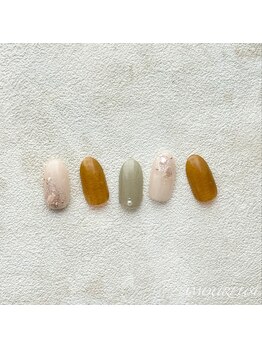 アムルーズ(Amoureuse)/シェルネイル♪