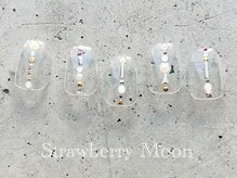 サロンストロベリームーン(Salon Strawberry Moon)/ちぐはぐネイル　¥8500