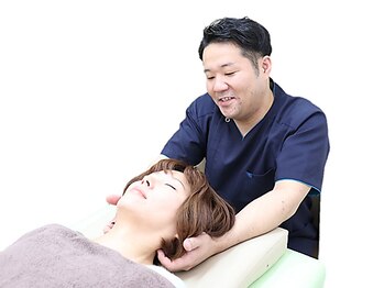 おはな整骨院の写真/長年のお悩みだったつらい首肩のコリ・慢性的な腰痛を根本から改善し、悩みを繰り返さないお身体へ！