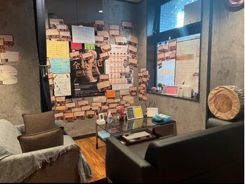 ボヌール(Bonheur)の写真/★メンズ眉毛専門★それぞれの骨格や筋肉に合った美眉デザインであなたの魅力を最大限引き出すお手伝いを♪