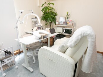 リルヴェラ(Lilvera)の写真/柏駅徒歩5分圏内にOPEN♪シンプルネイル&定額専門♪セルフホワイトニング/耳つぼジュエリーも取り扱い◎