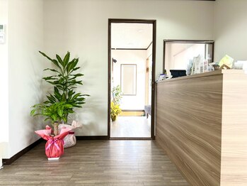 ヒカリノ接骨院 整体院 西岐阜/【受付1】