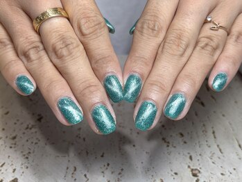 ビューティフルムーン ネイル 本厚木(Beautiful Moon Nail)/キラキラマグネット☆