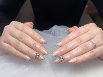 アカリネイル(akari nail)の写真/【つけ放題￥7500～】通いやすい価格◎カラー・パーツの種類が豊富で、長さ出しもデザインも思いのまま♪
