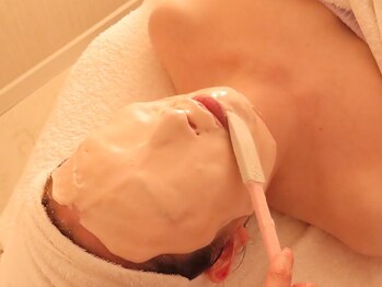 メナードフェイシャルサロン 宮の沢の写真/《お肌のお悩み改善◇》年歳と共に増えていくお悩み（シミ・シワ）を細胞レベルで徹底改善◎