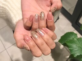 花柄ネイル。