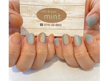 ネイルアンドアイ ミント(nail&eye mint)/縦グラデーション